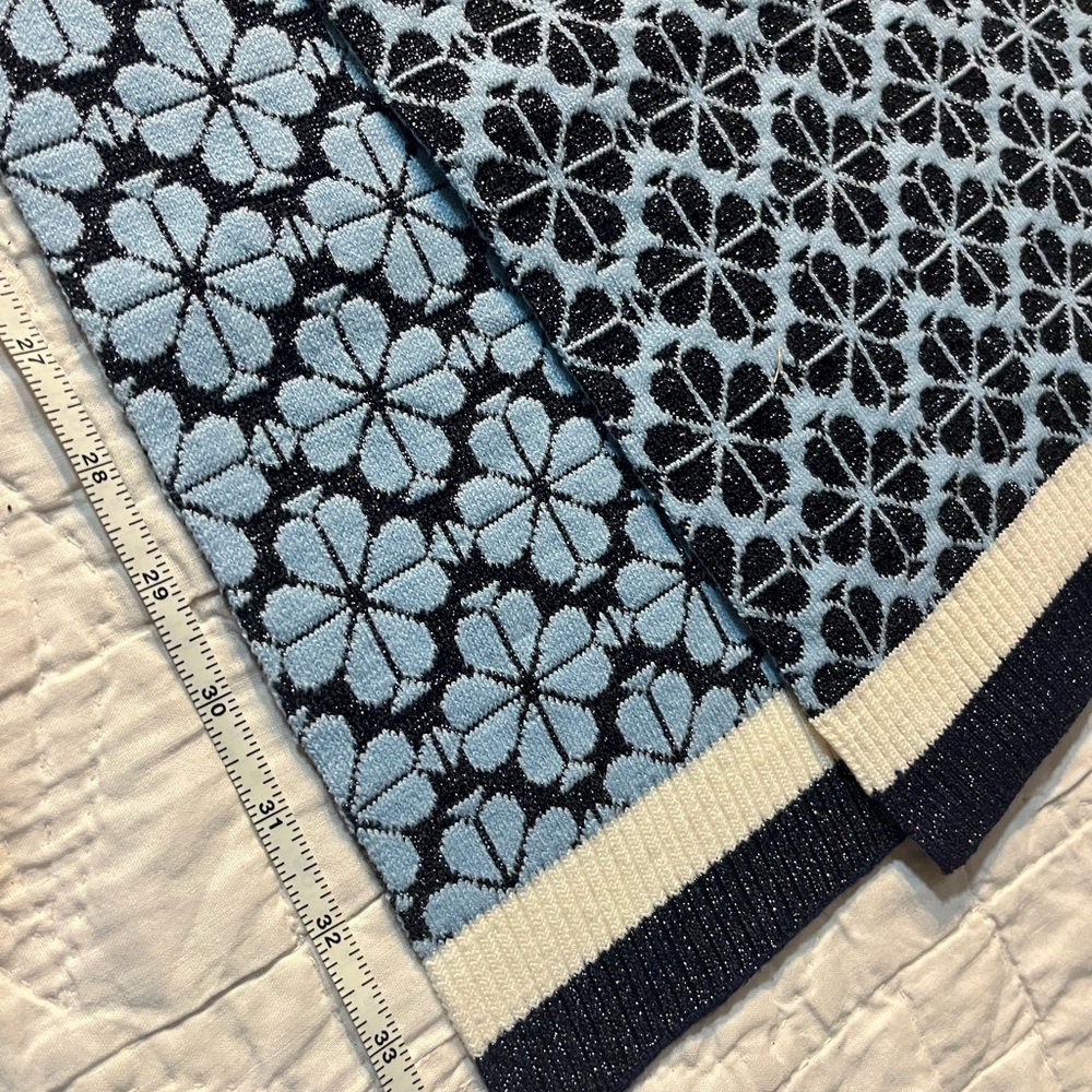 Kate Spade Blue and Black Floral Knit Scarf Size: 71” x 11” - Picture 10 of 11